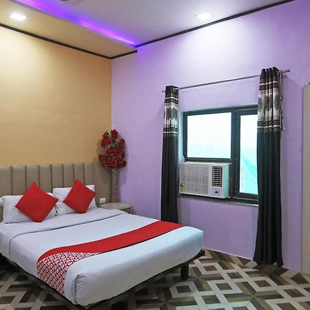 Oyo 63528 60 Milestone Hotel Tibri Bagian luar foto